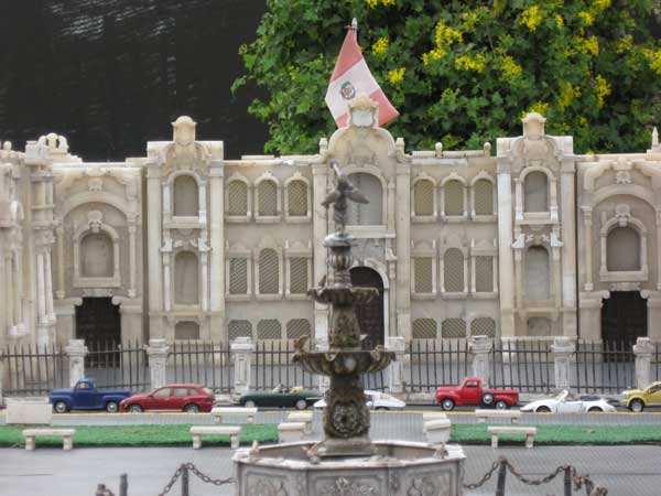 Palacio de Gobierno Lima en miniatura